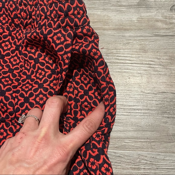 Preppy Jacquard Red Black High Rise Dress Shorts by Moonlight - Size Large - Picture 6 of 9